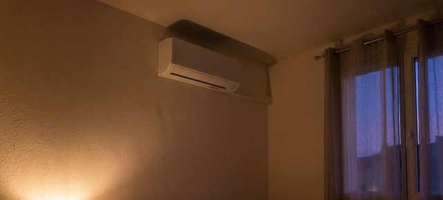 Photo client : climatiseur dans la chambre